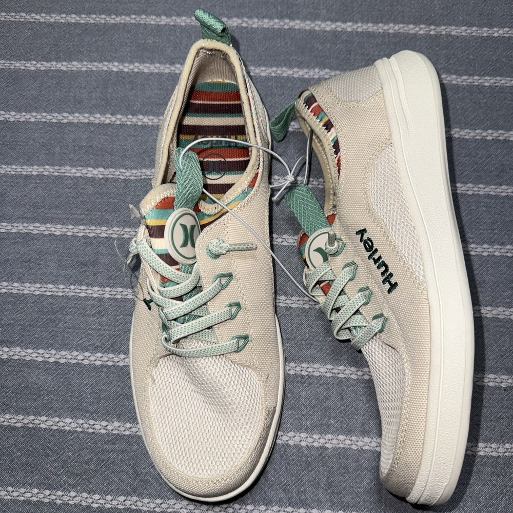Hurley Cream Bungee Lace Canvas Sneakers Womens 6.5 NEW Comfort